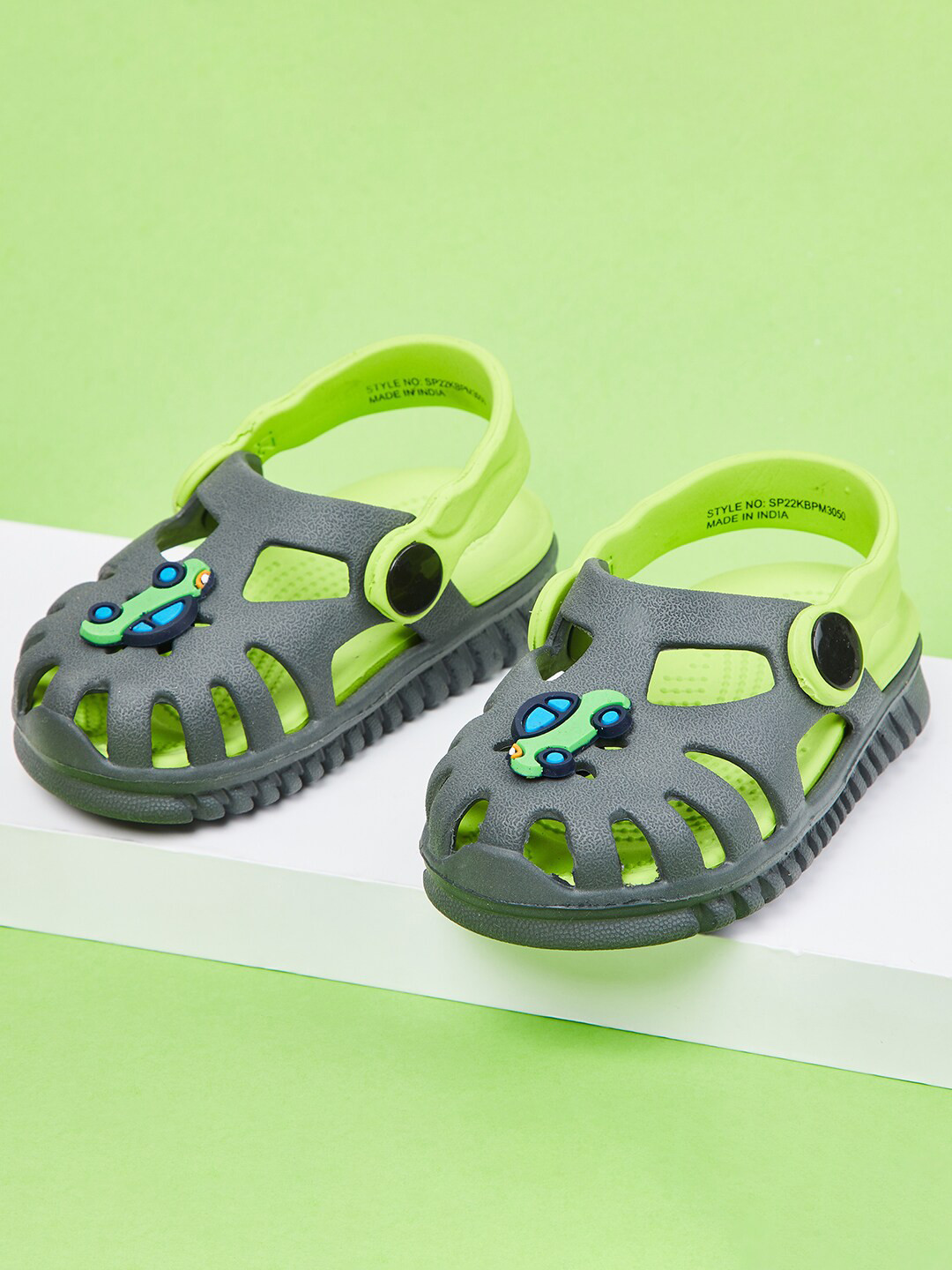 

max Boys Grey & Green Clogs Sandals