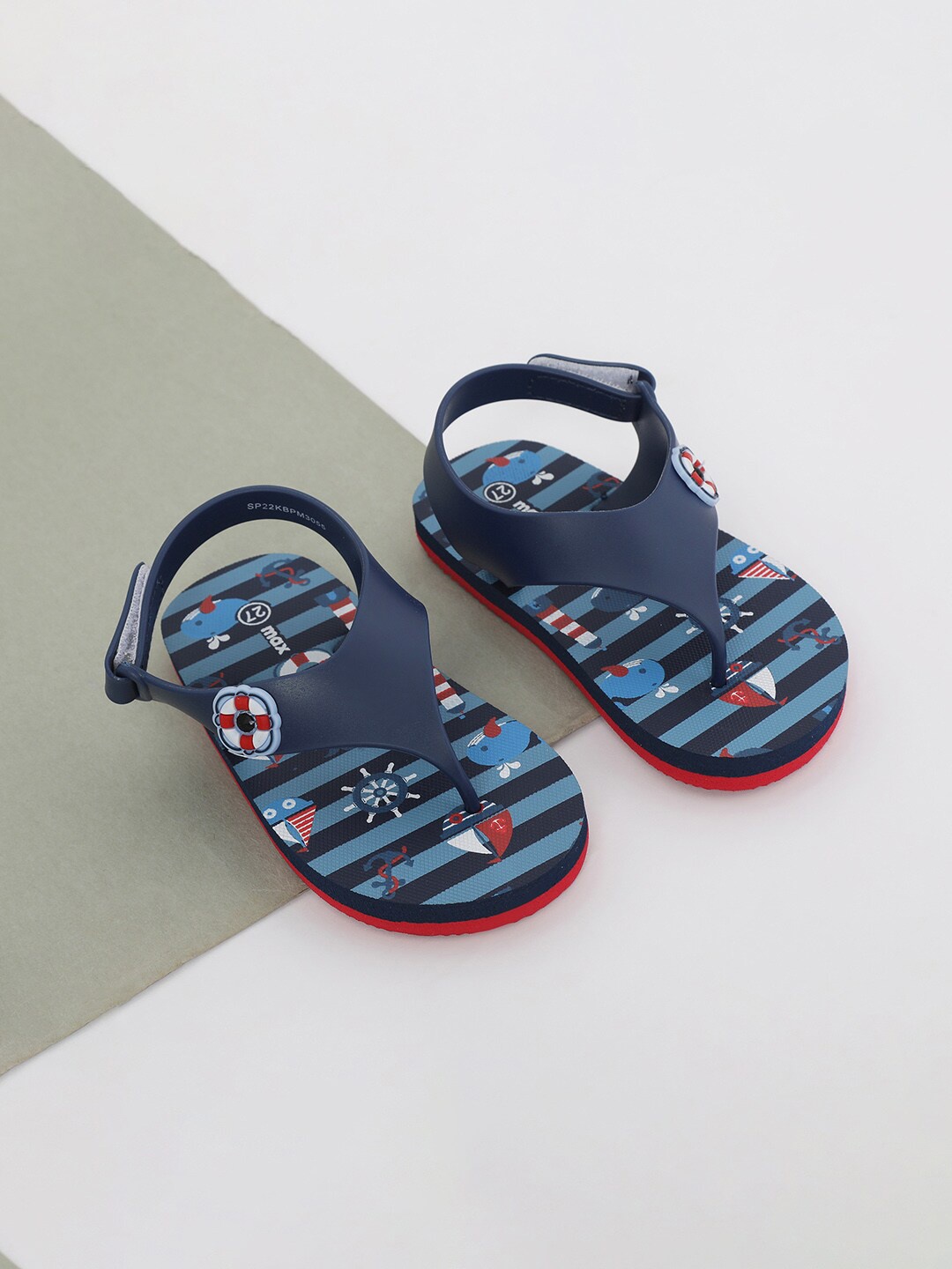 

max Boys Navy Blue & Red Printed Comfort Sandals