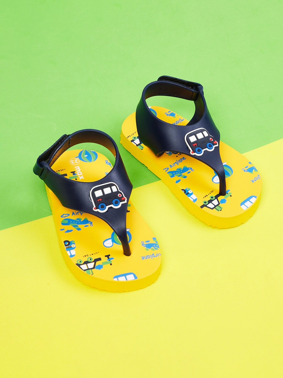 

max Boys Yellow & Navy Blue Printed Comfort Sandals