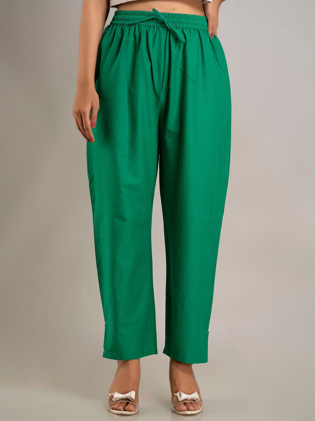 

DORIYA Women Green Solid Palazzos