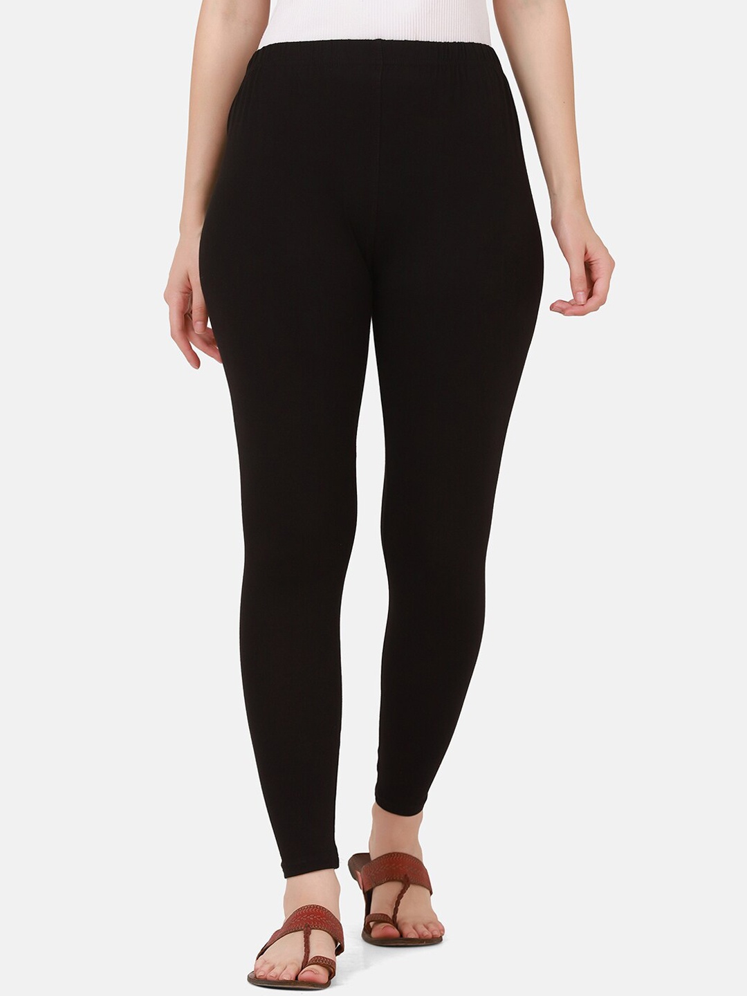 

BUY NEW TREND Women Black Solid Cotton Ankle-Length Leggings