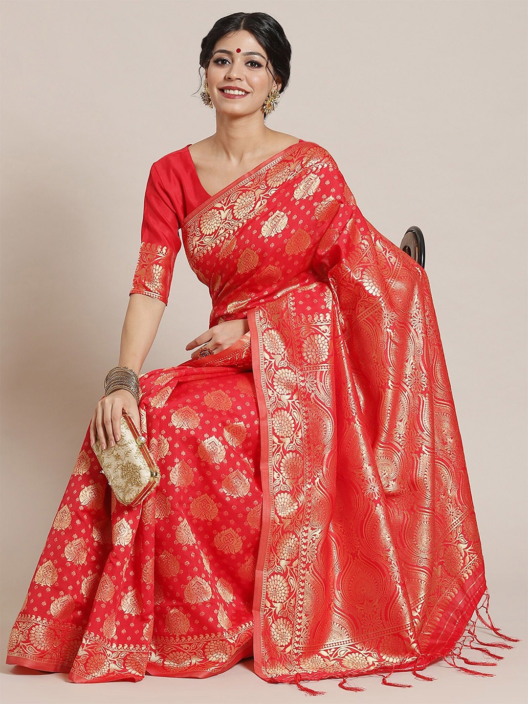 

Saree Mall Red & Gold-Toned Floral Zari Silk Blend Banarasi Sarees