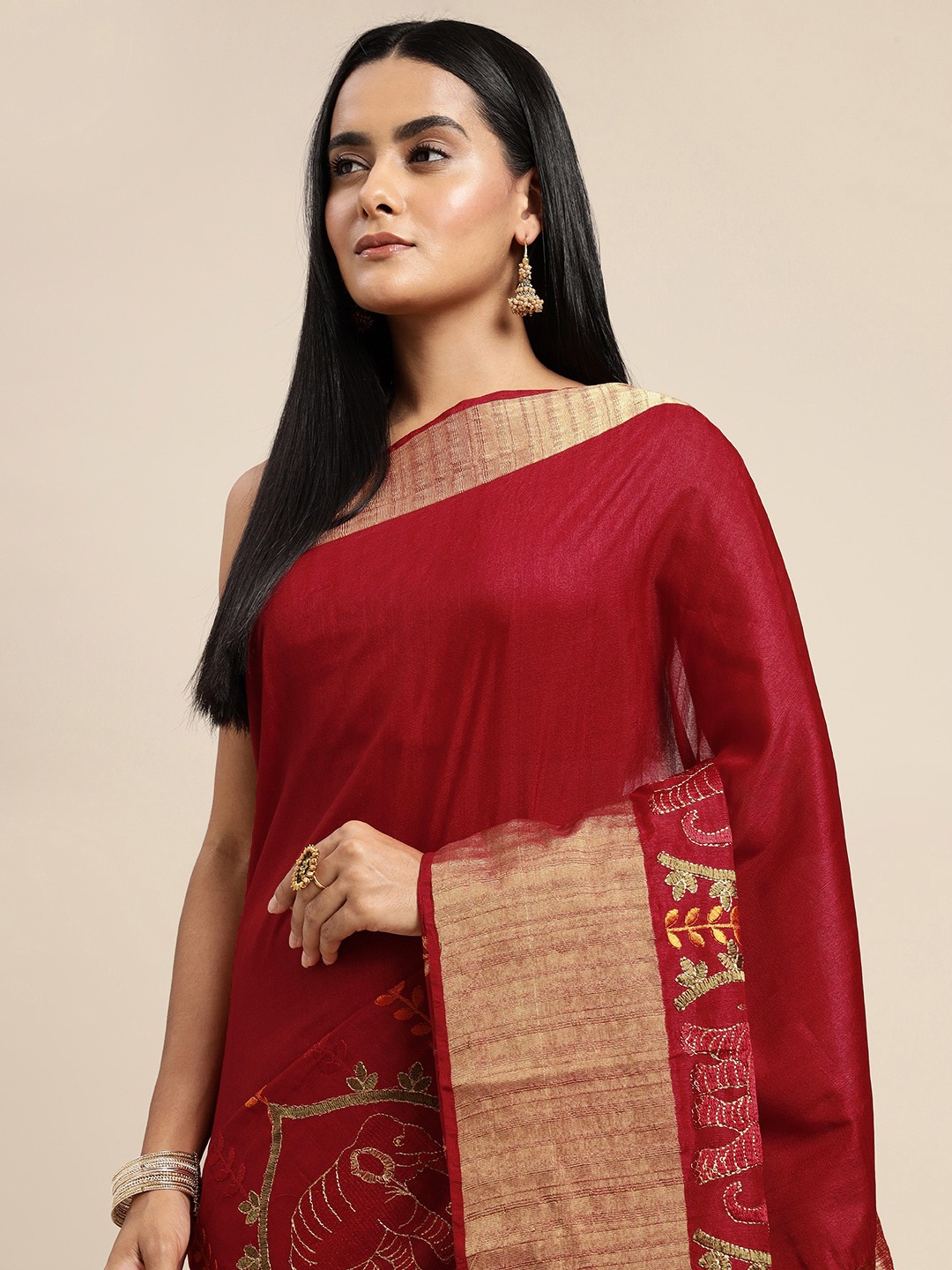 

SANGAM PRINTS Red & Gold Ethnic Motifs Silk Blend Saree