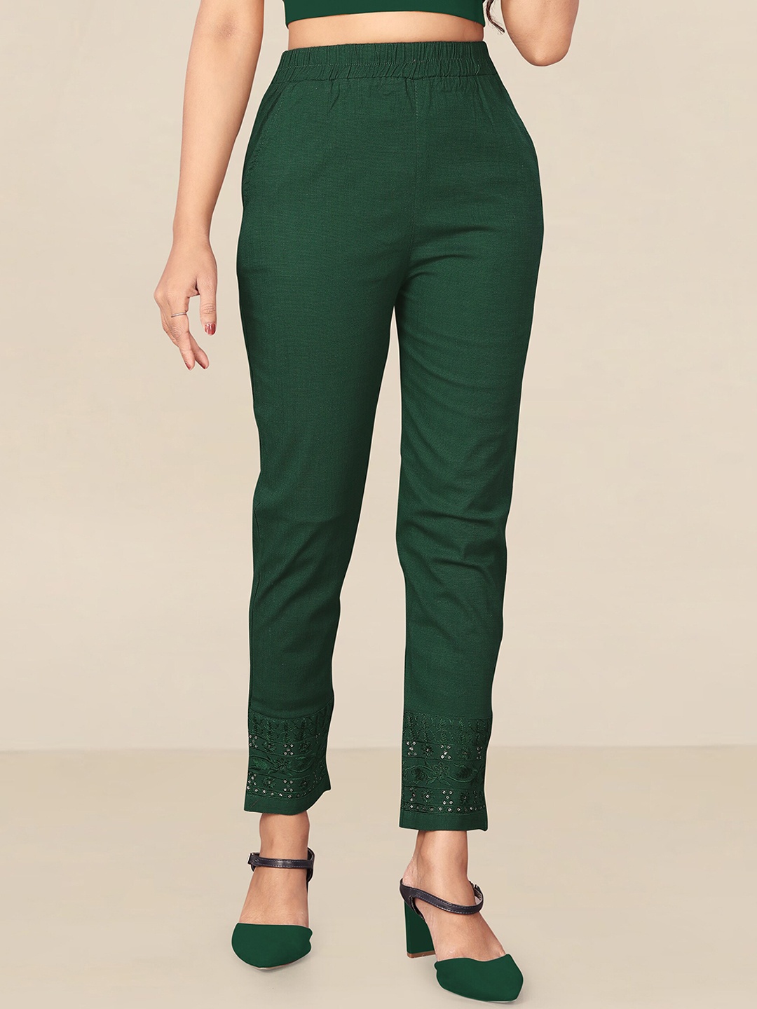 

UNITED LIBERTY Women Green Stretchable Relaxed Easy Wash Trousers