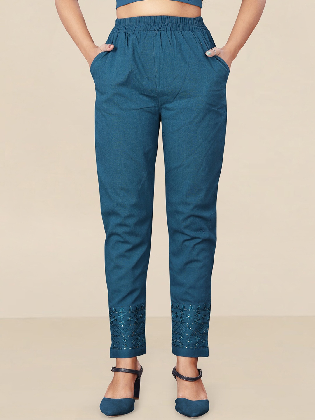 

UNITED LIBERTY Women Teal Relaxed Easy Wash Regular Fit Trousers