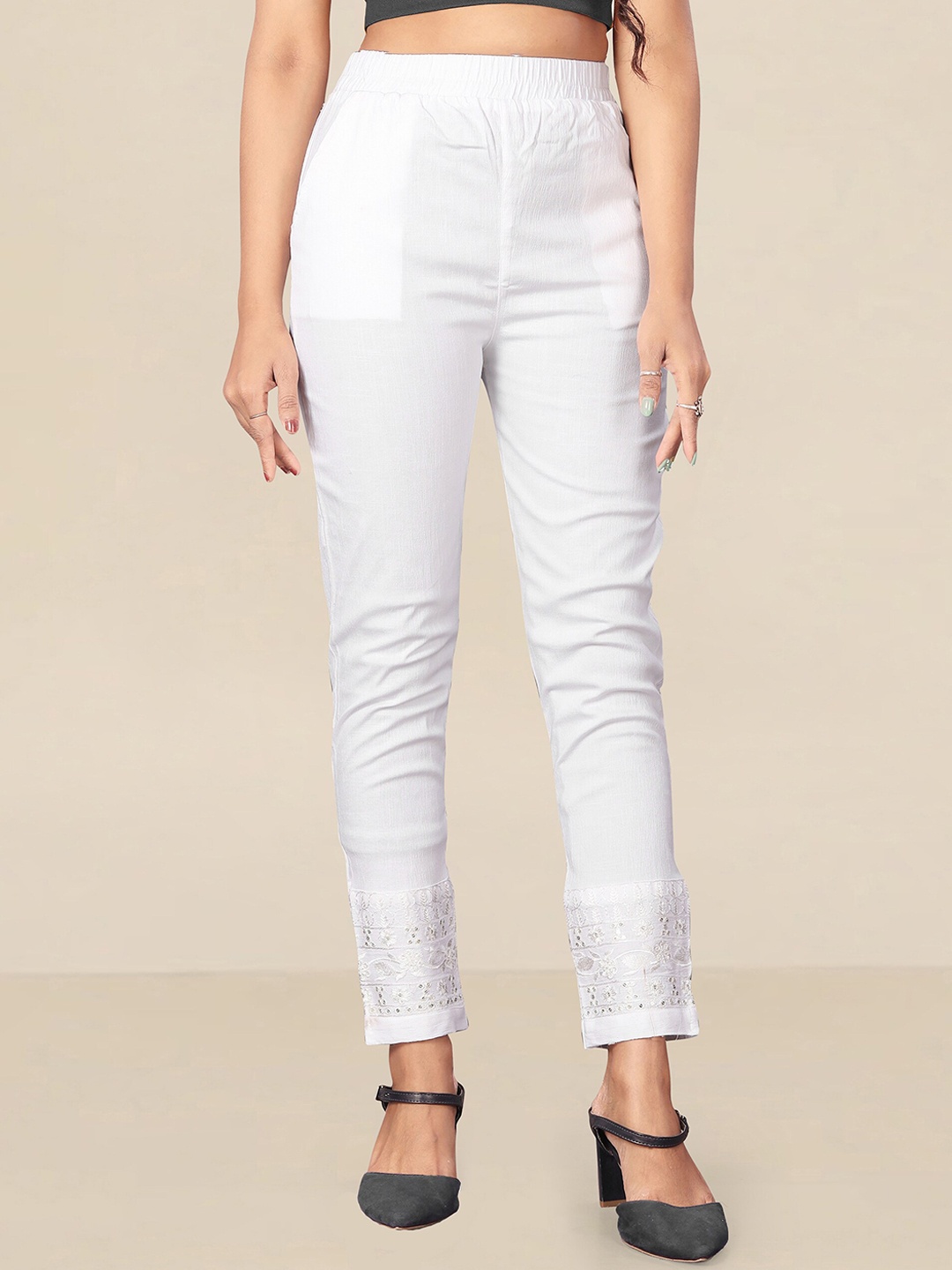 

UNITED LIBERTY Women White Relaxed Easy Wash Pleated Cotton Trousers
