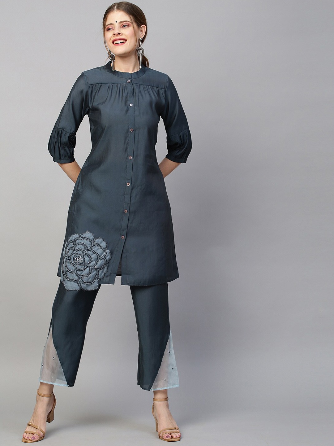 

FASHOR Women Teal Embroidered Kurta with Trousers