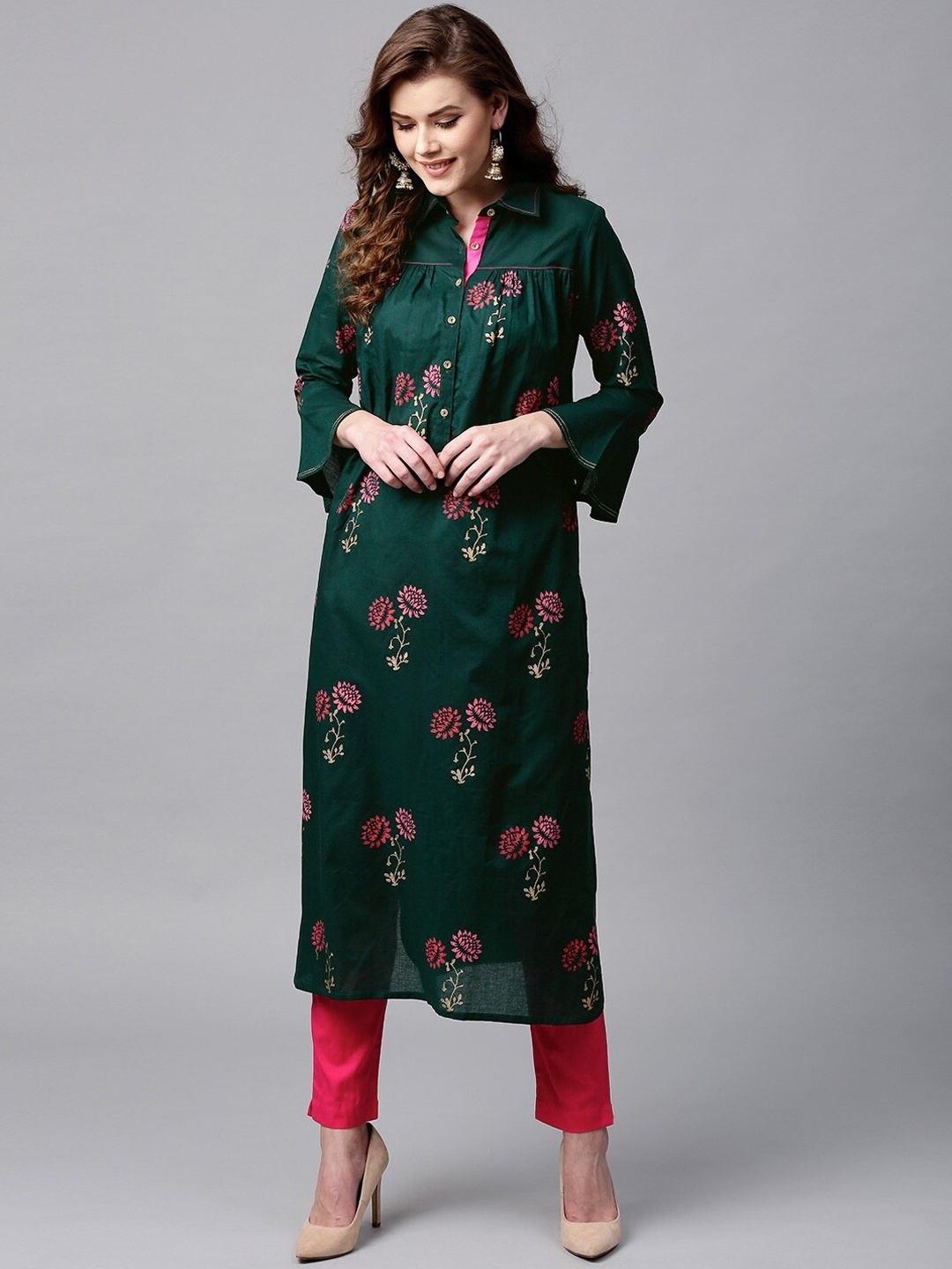 

Tulsattva Women Green & Pink Floral Printed Bell Sleeves Floral Kurta