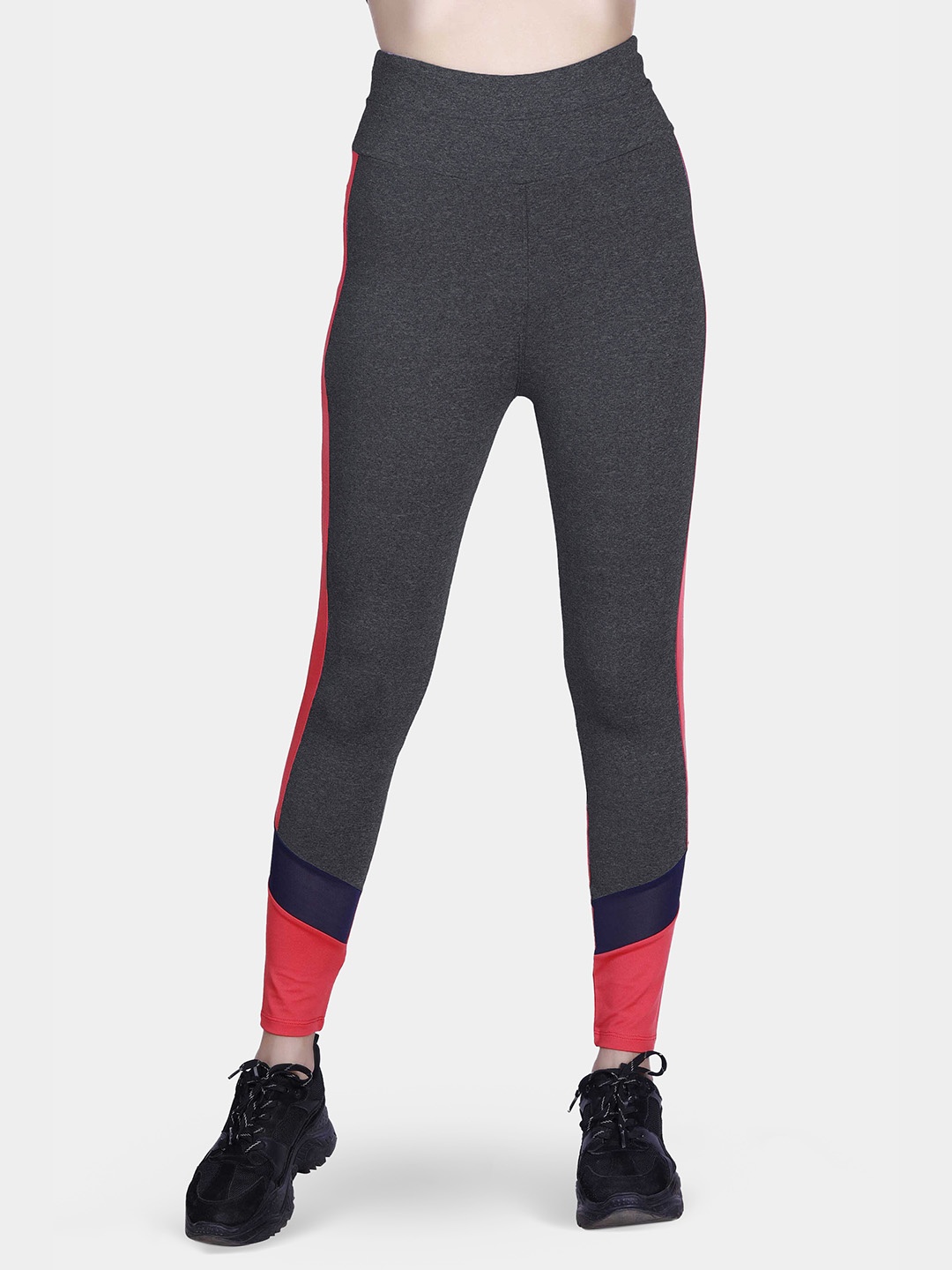 

LAASA SPORTS Women Black High Waist Tights