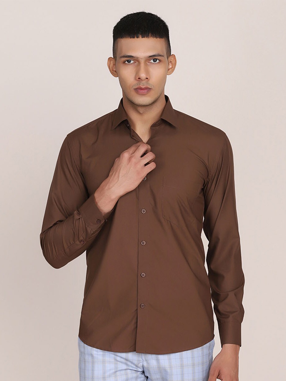 

TAHVO Men Brown Comfort Slim Fit Formal Shirt