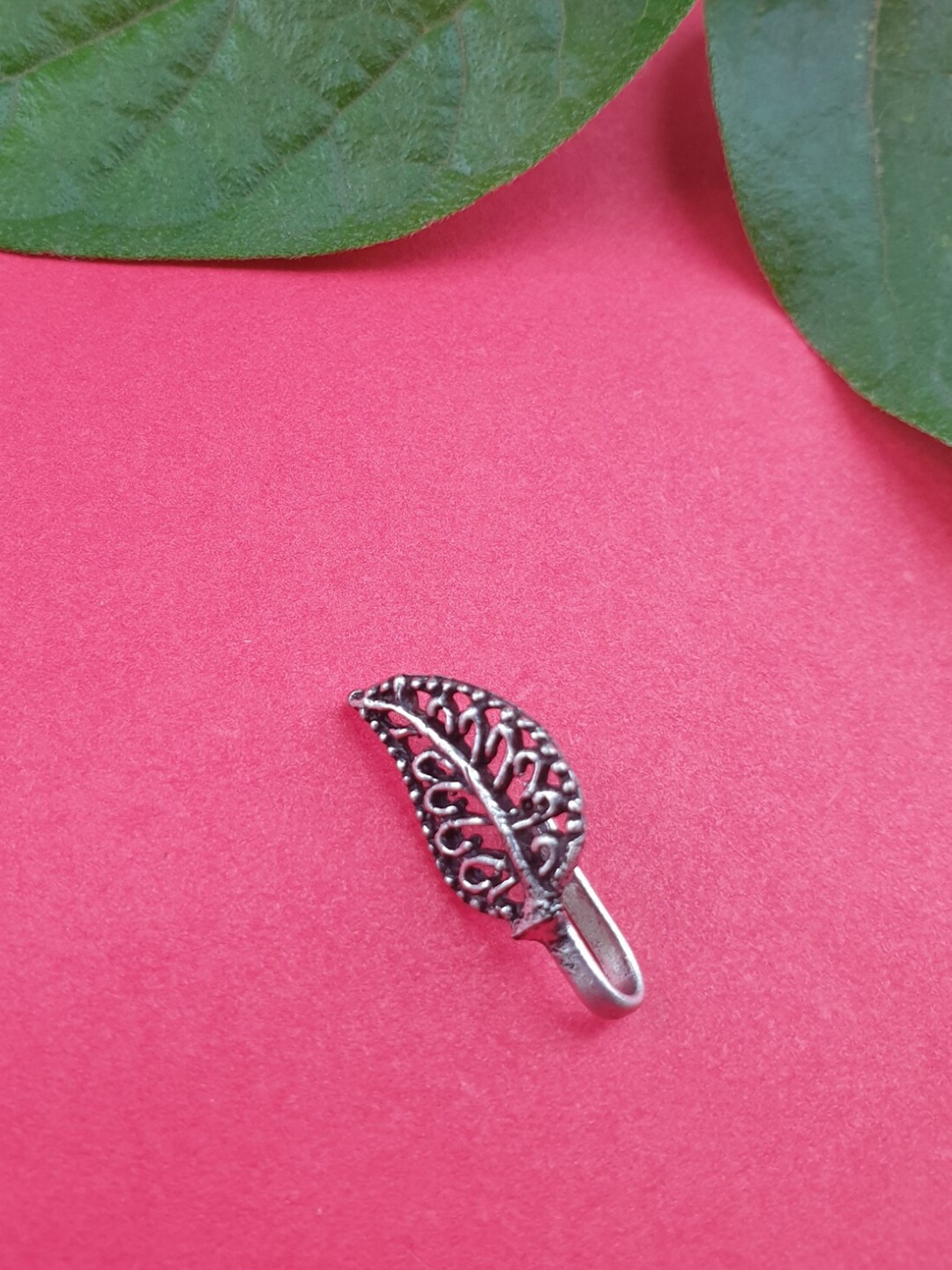 

FIROZA Women Silver-Plated Oxidized Nosepin