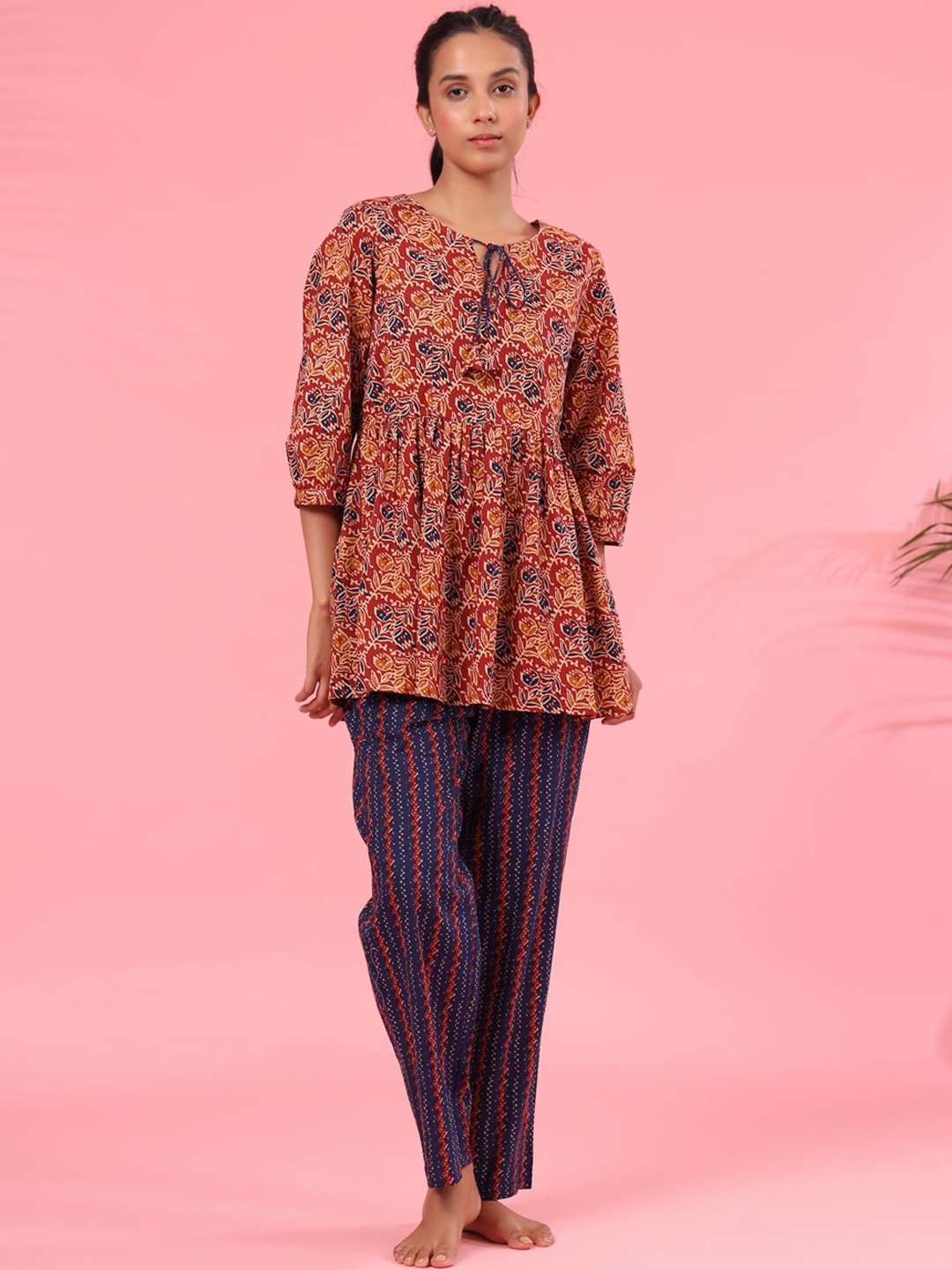 

JISORA Women Maroon & Navy Blue Printed Cotton Night suit