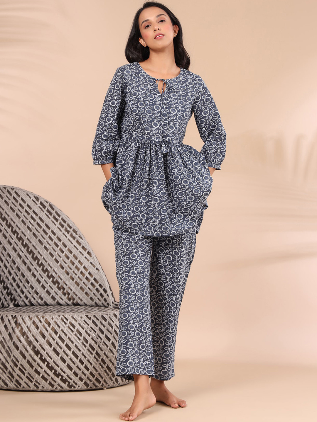 

JISORA Women Grey Printed Cotton Night suit