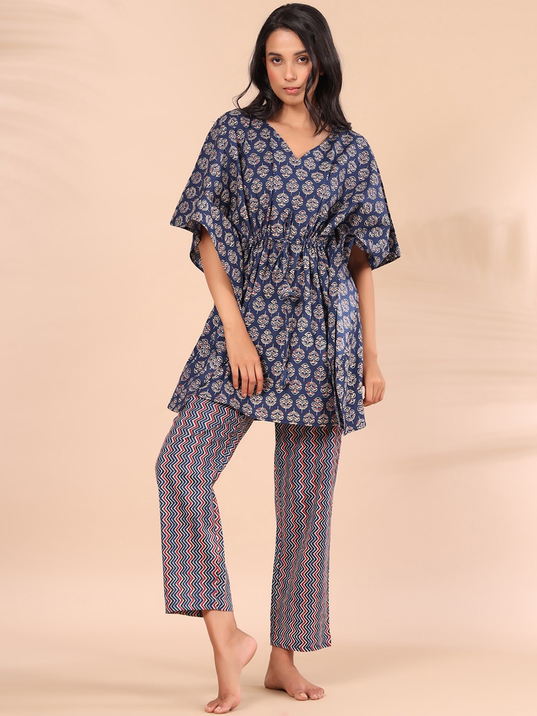 

JISORA Women Blue Printed Kaftan Night suit