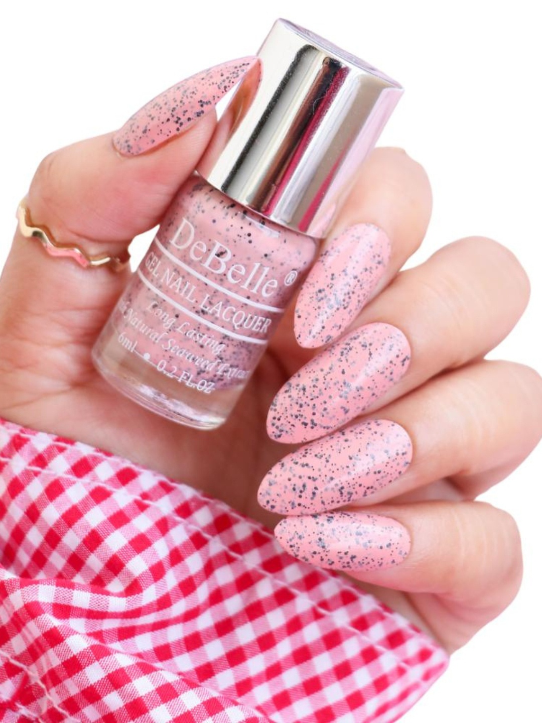 

DeBelle Long Lasting Gel Nail Lacquer with Seaweed Extract - Inspiring Ira 6 ml, Peach