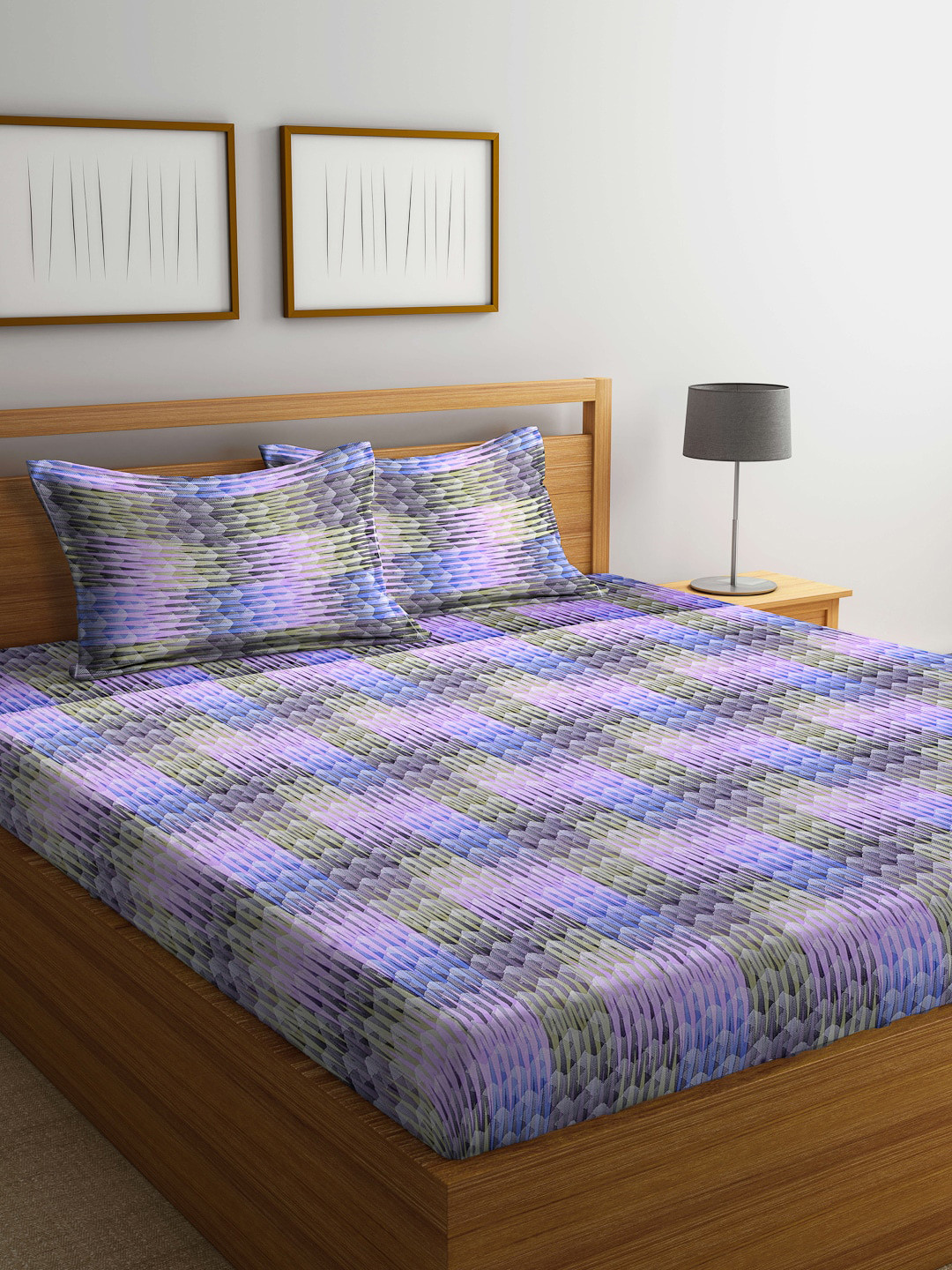 

BOMBAY DYEING Green& Purple 120 TC Queen Bedsheet With 2 Pillow Covers