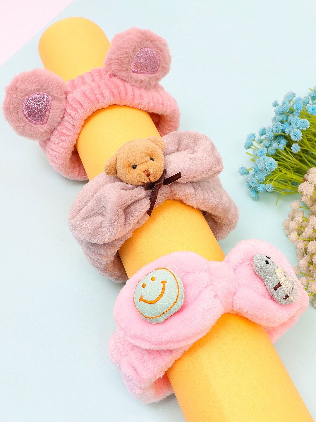 

FabSeasons Girls Pink & Beige Set of 3 Fur Hairband