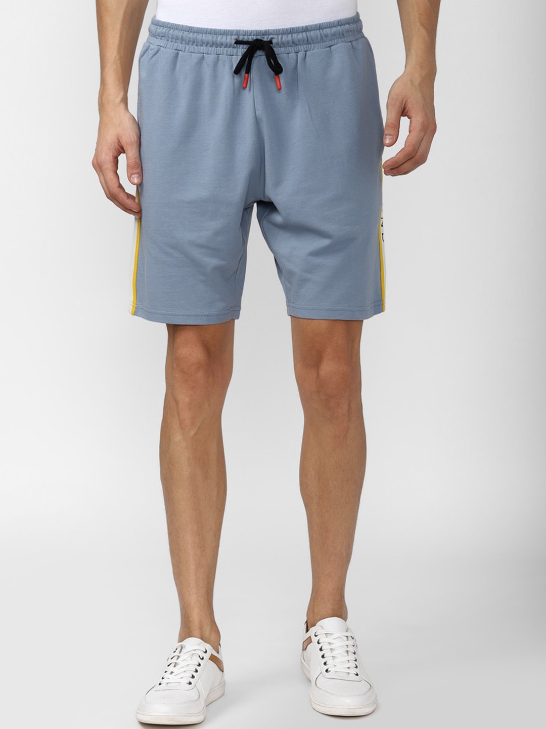 

Peter England Men Blue Solid Shorts