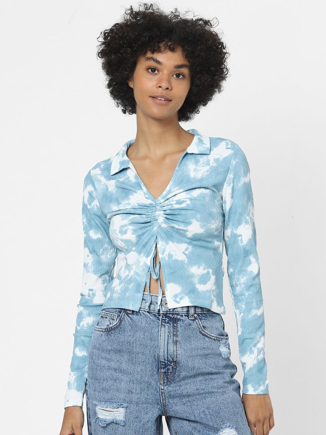 

ONLY Women Blue & White Tie and Dye Dyed V-Neck Slim Fit T-shirt