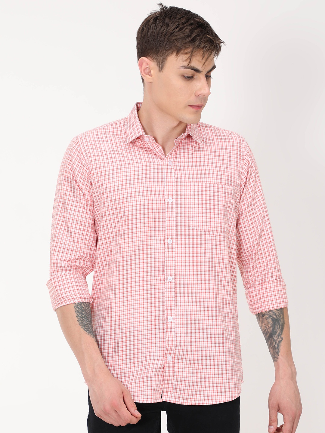 

PLATYPUSS Men White & Pink Checked Cotton Modern Casual Shirt