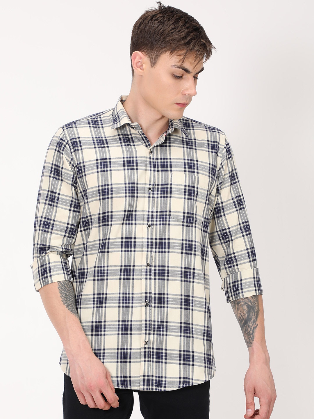 

PLATYPUSS Men Cream Checked Cotton Modern Casual Shirt