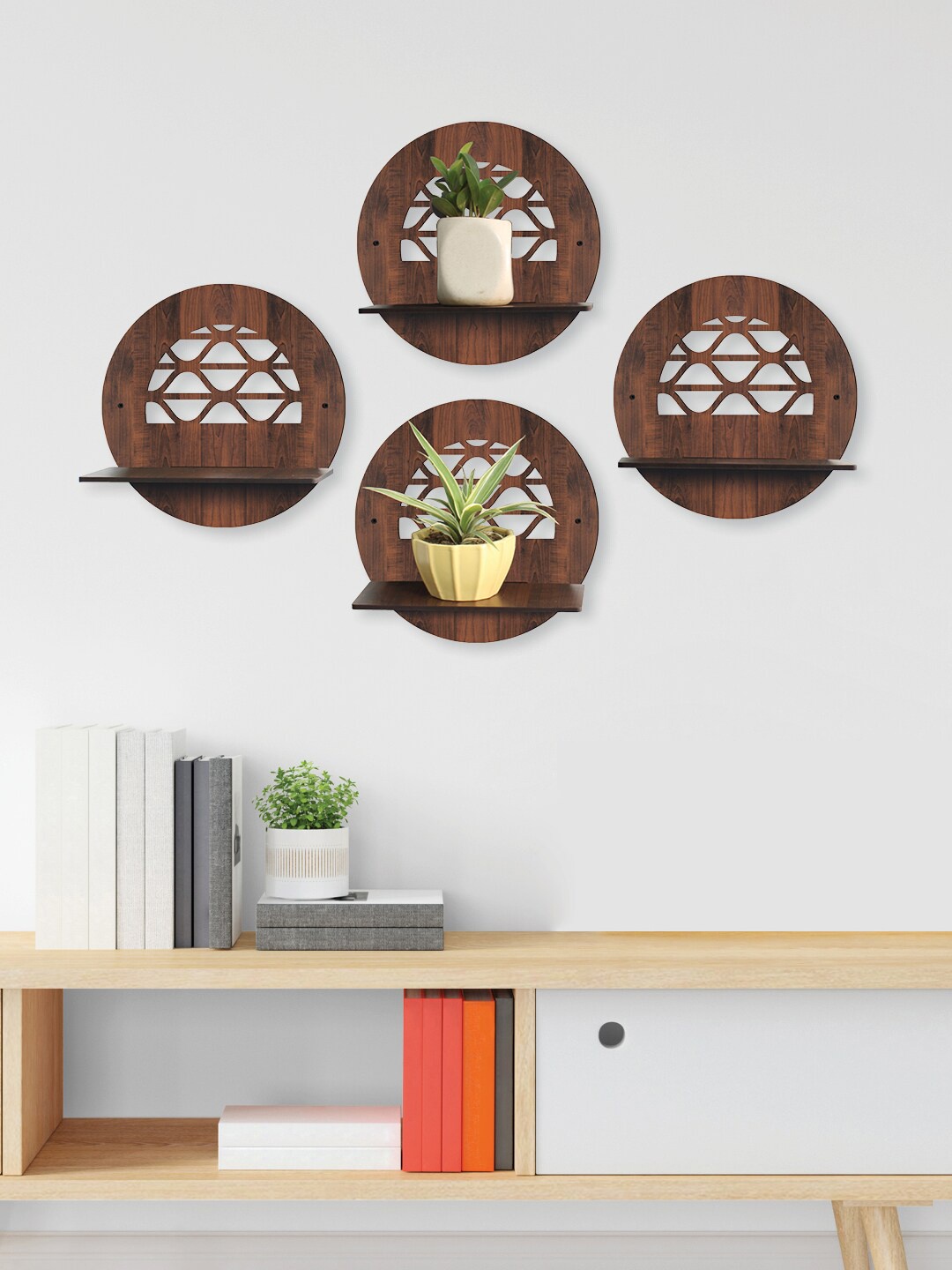 

RANDOM Set Of 4 Brown Round Shaped Wall Hanging Planters