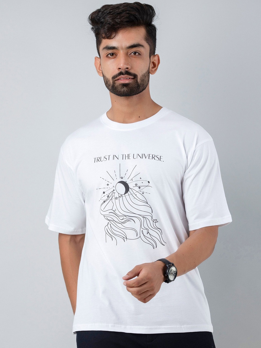 

Firangi Yarn Men White Printed Oversized T-shirt