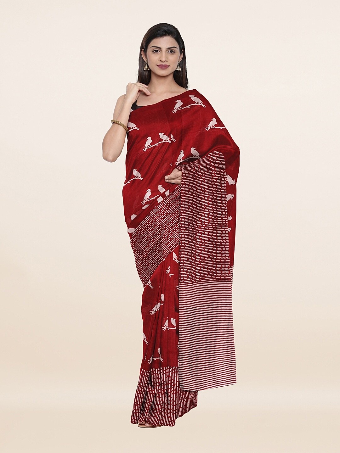 

Pothys Maroon & Off White Printed Pure Cotton Saree