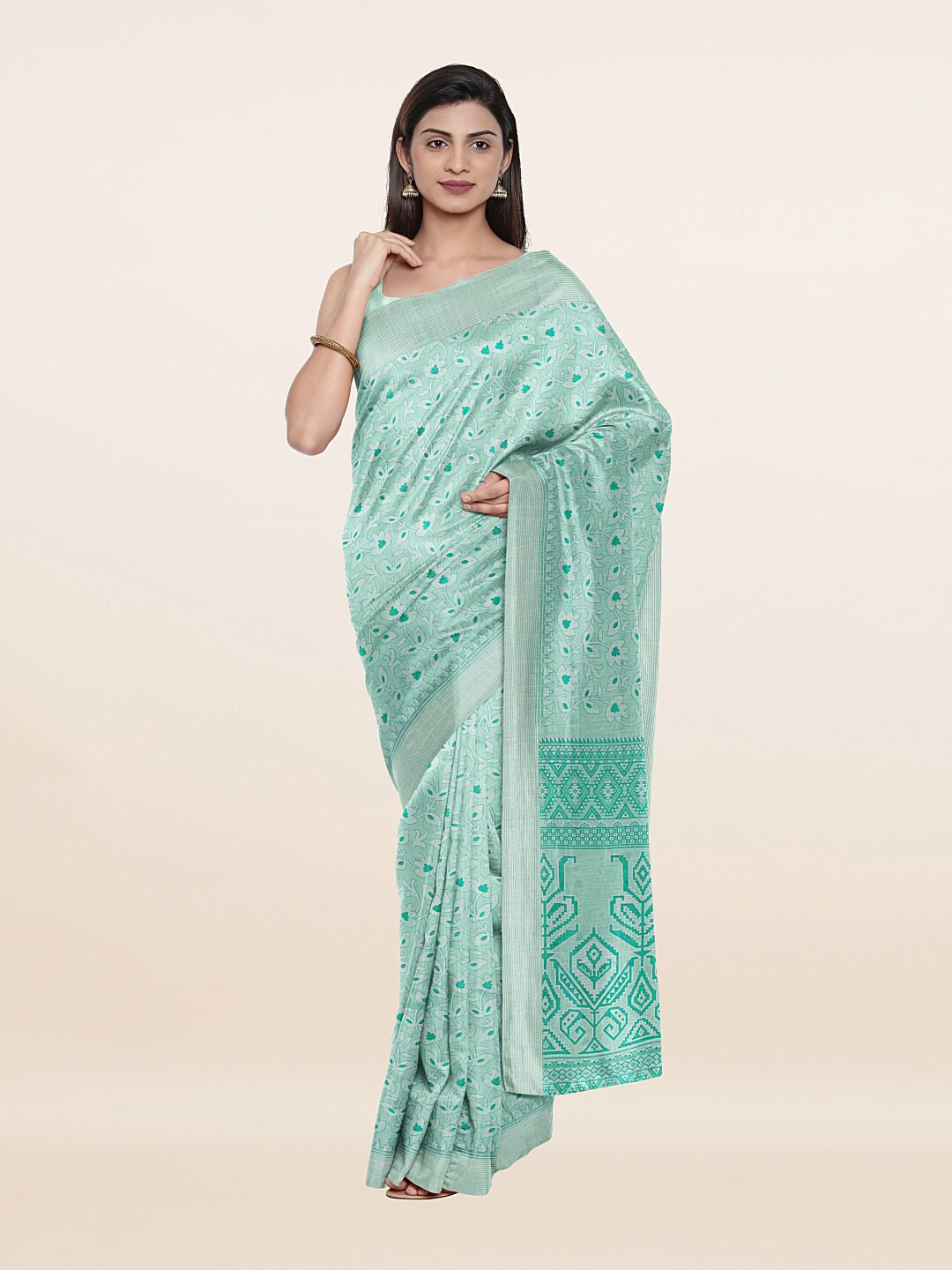 

Pothys Green Ethnic Motifs Saree