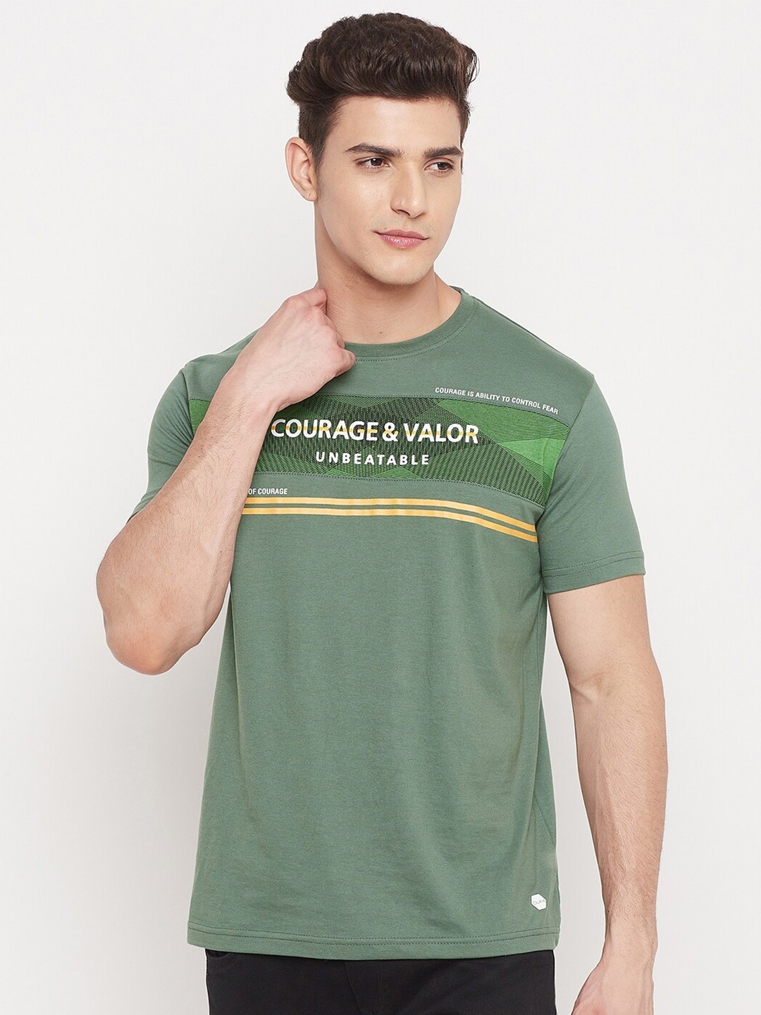 

Duke Men Green Typography Slim Fit T-shirt