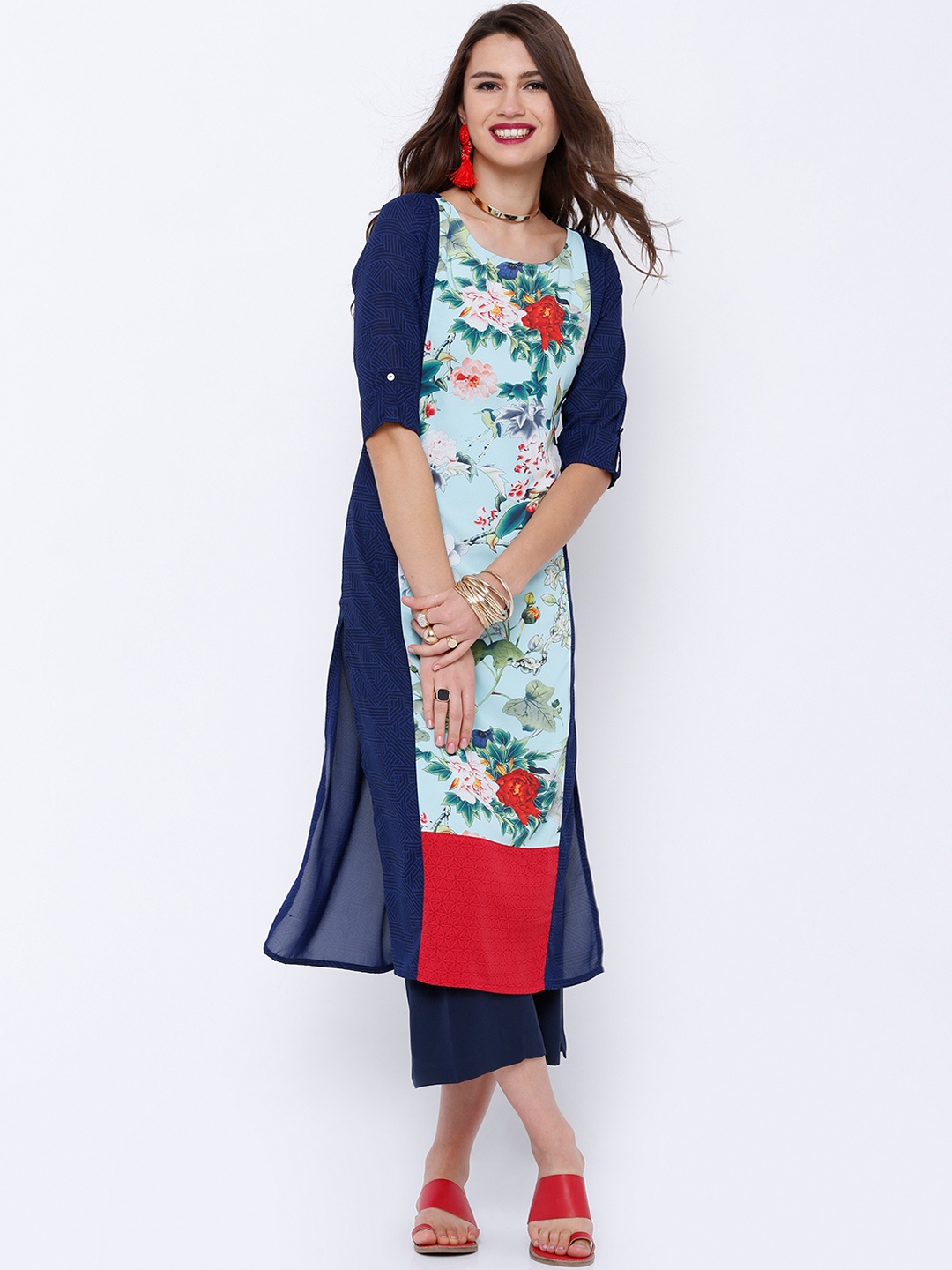

Vishudh Navy Floral Print Kurta, Navy blue