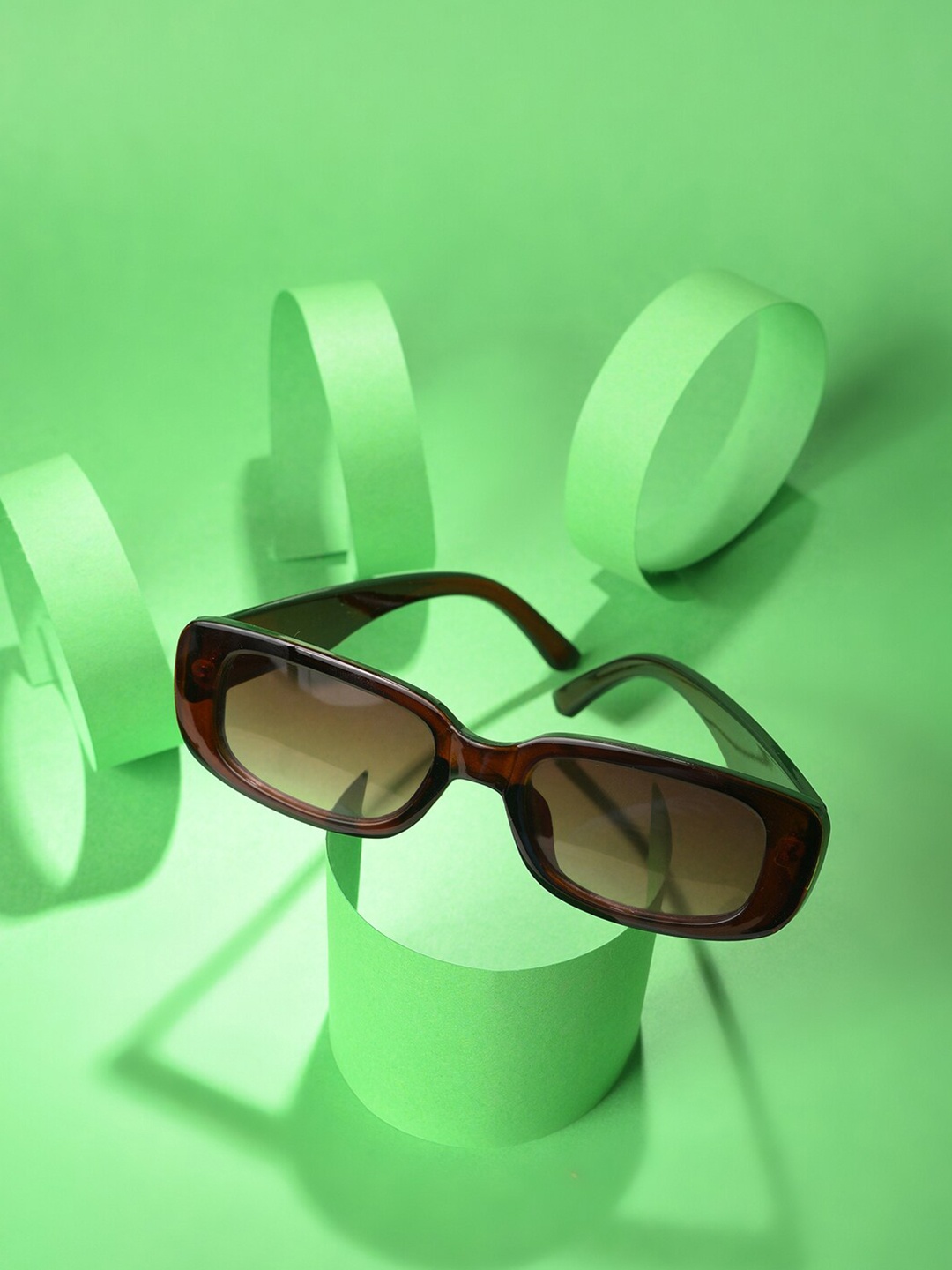 

HAUTE SAUCE by Campus Sutra Women Brown Lens & Brown Rectangle Sunglasses with Polarised Lens