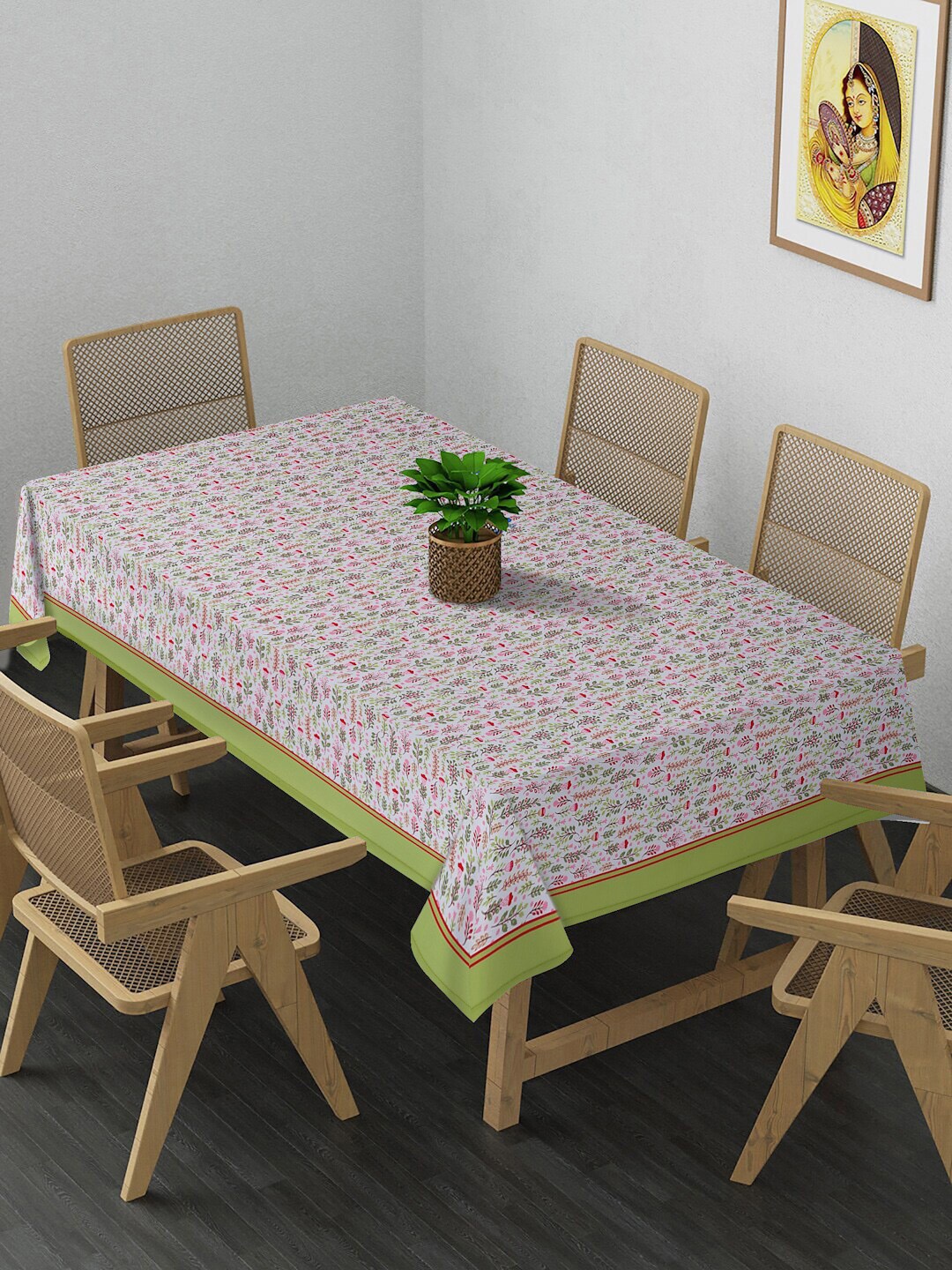 

Alina decor Green Printed Rectangle Table Covers