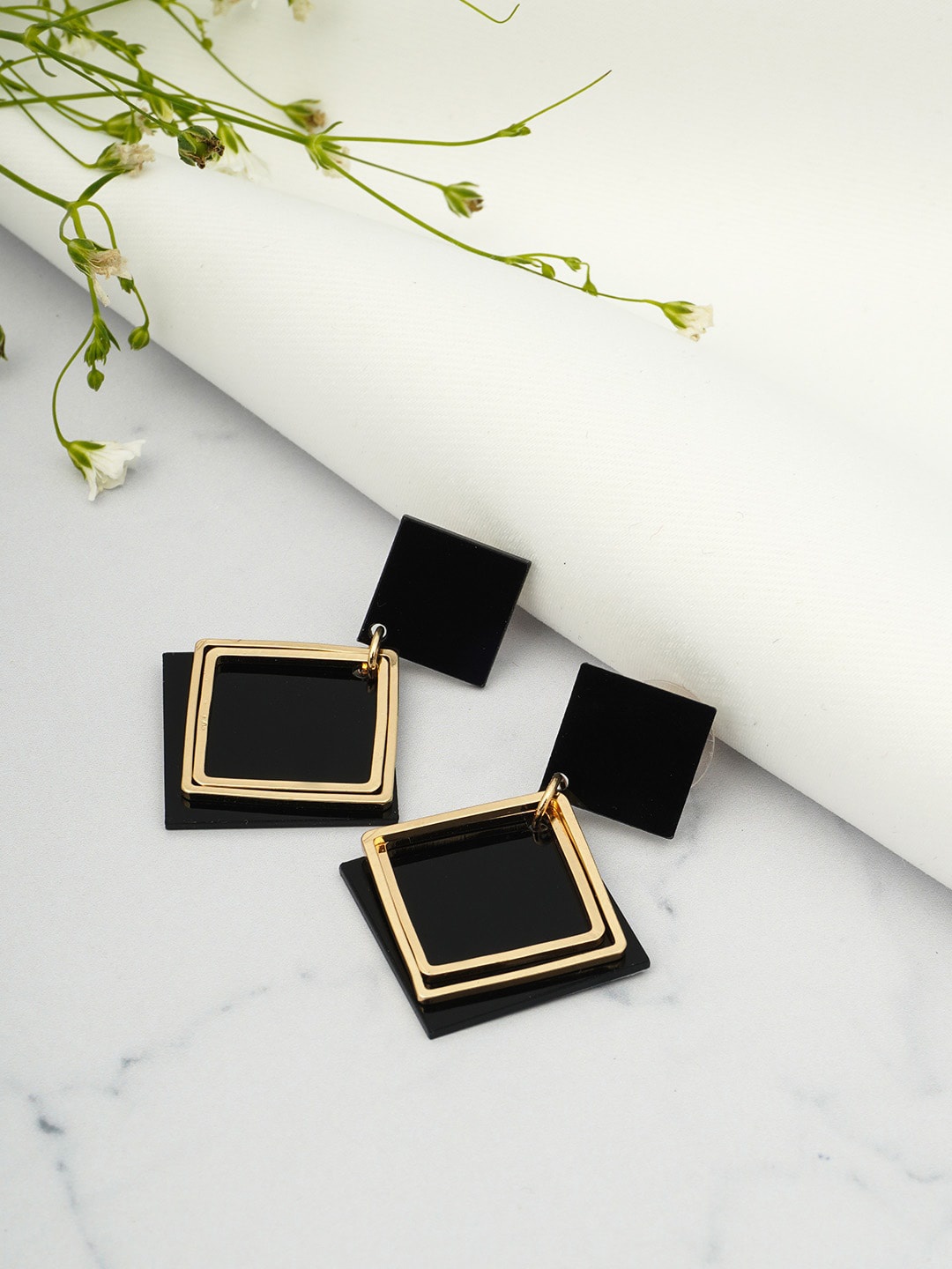 

Emmie Black & Gold Square Drop Earrings