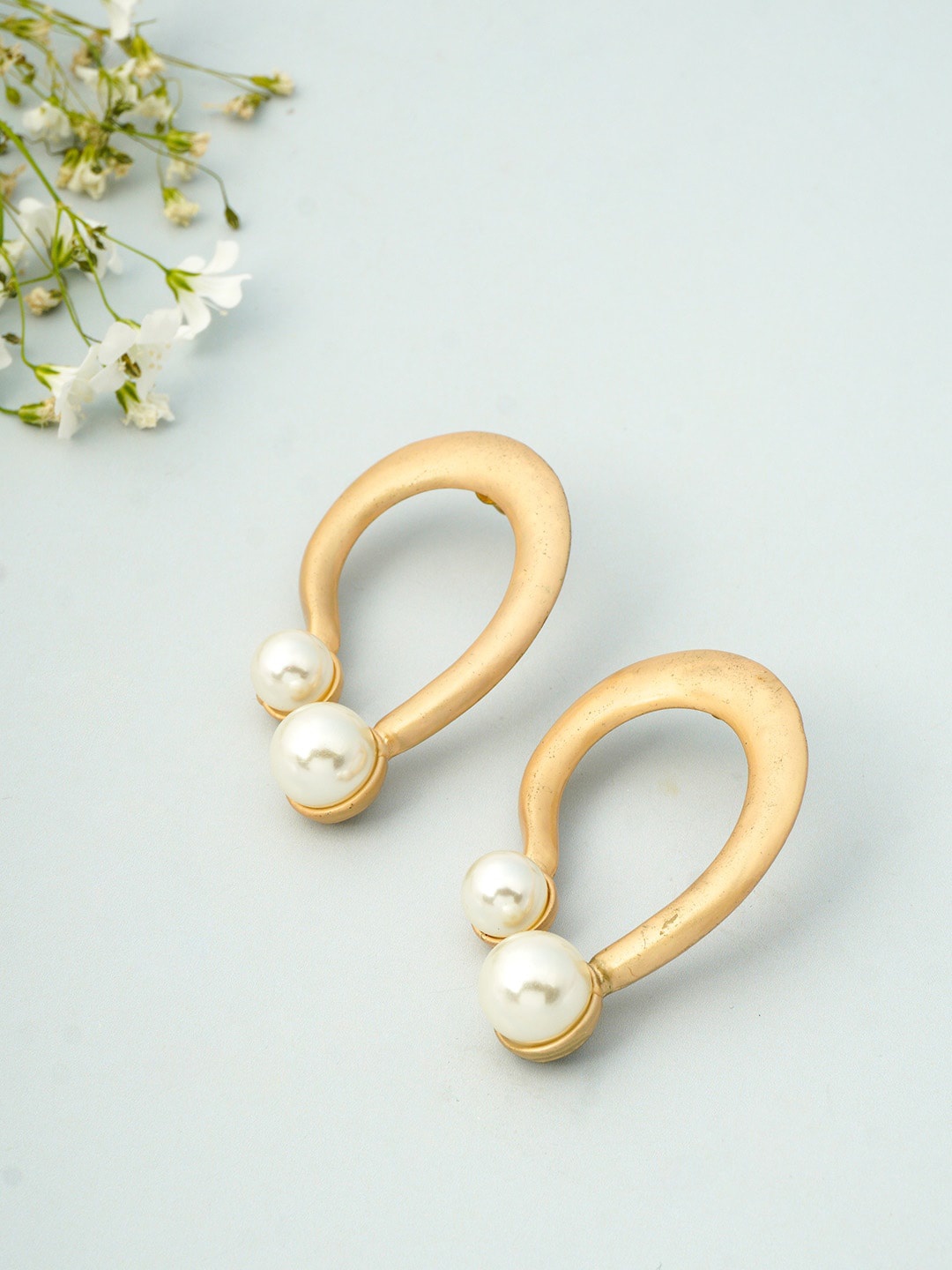 

Emmie Gold-Toned & White Contemporary Studs Earrings