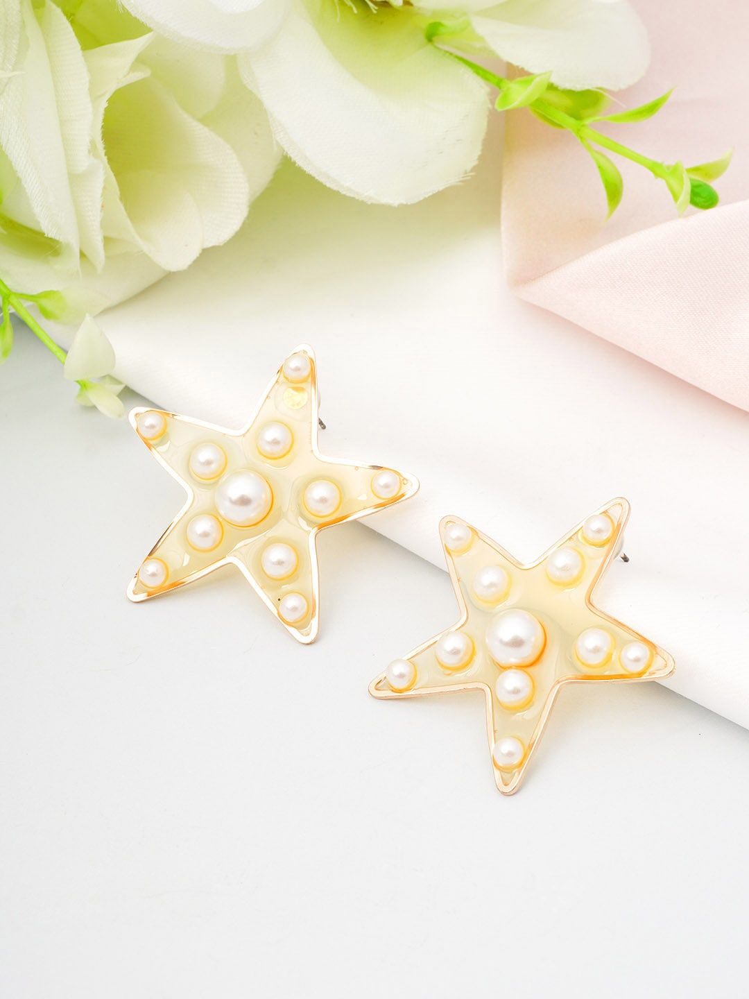Emmie White & Gold-Toned Star Shaped Artificial Stones Studs Earrings