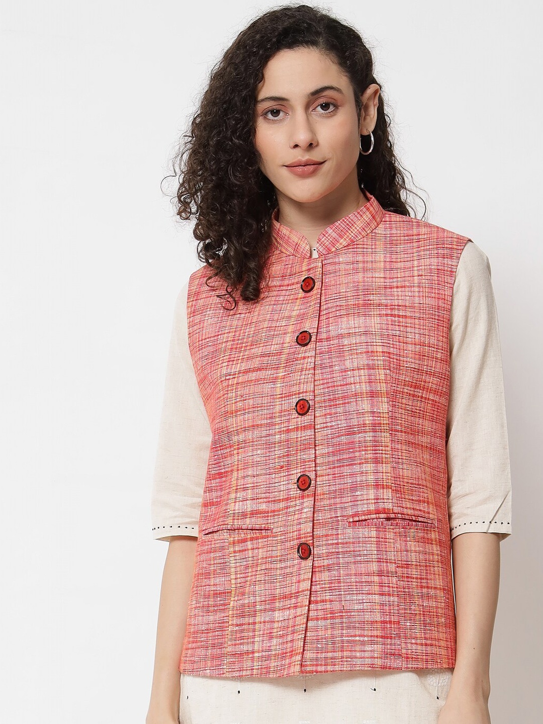 

Vastraa Fusion Women Red Checkered Nehru Jackets