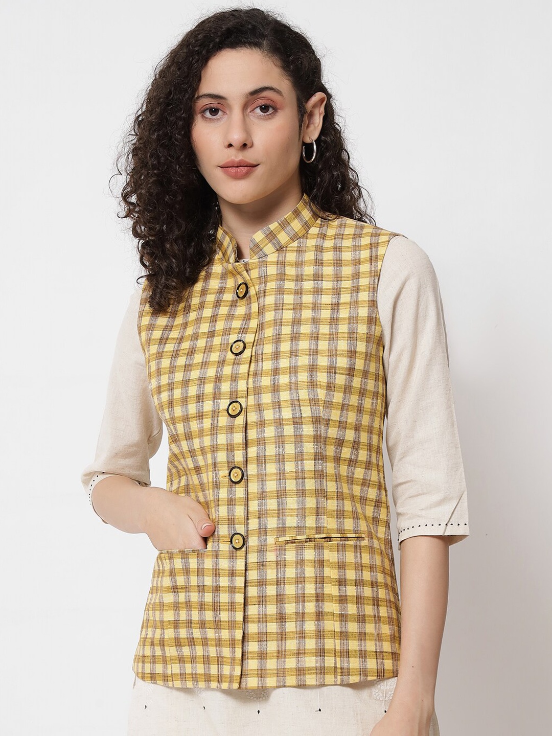 

Vastraa Fusion Women Yellow & Brown Checked Woven Pure Cotton Nehru Jacket