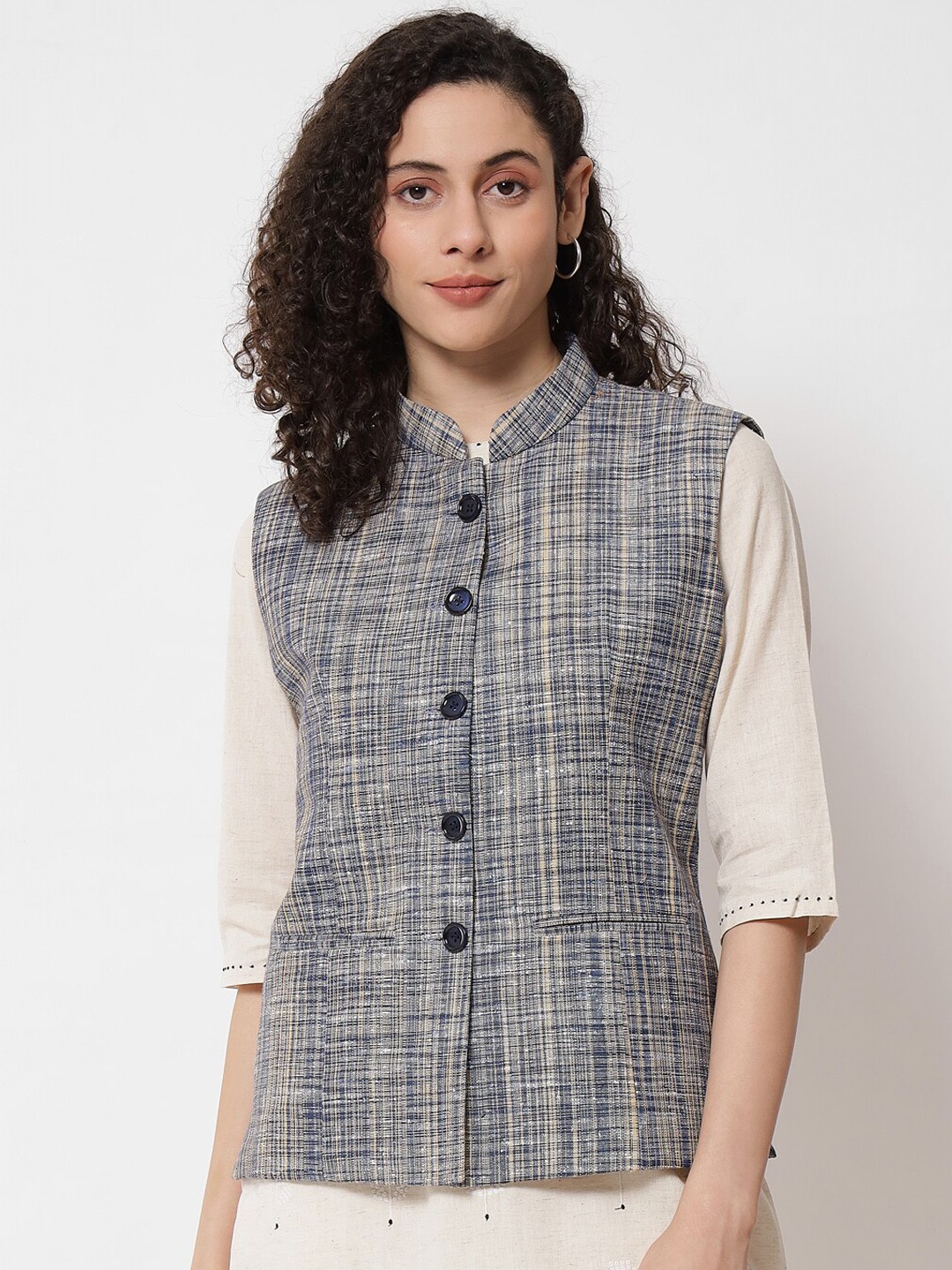 

Vastraa Fusion Women Blue Checkered Nehru Jackets