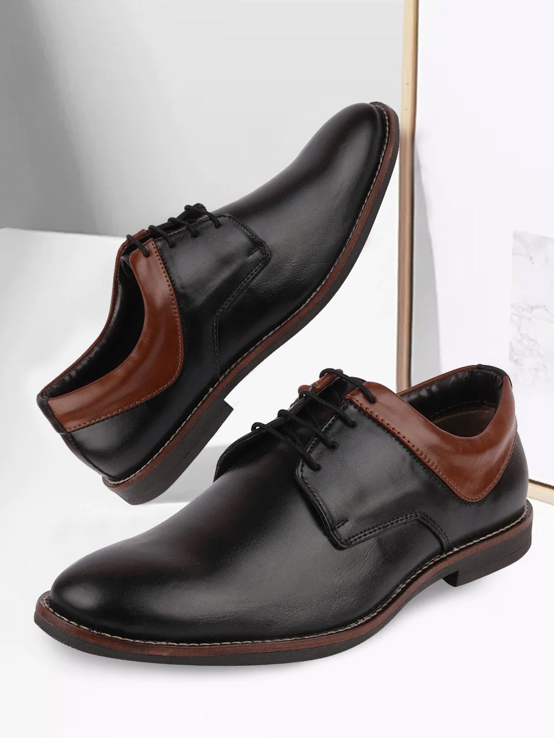 

FAUSTO Men Black Solid Formal Oxfords