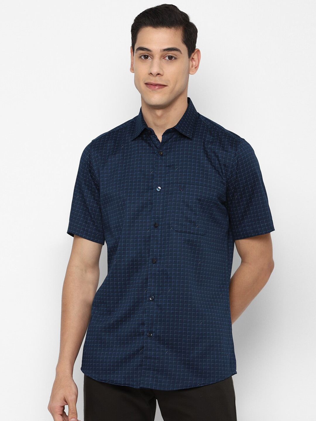 

Allen Solly Men Navy Blue Slim Fit Grid Tattersall Checks Checked Casual Shirt