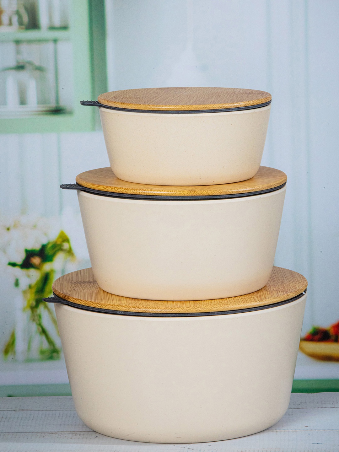 

Stehlen Off White Pieces Of 3 Dishwasher & Microwave Safe Melamine Bowl with Wooden Lid