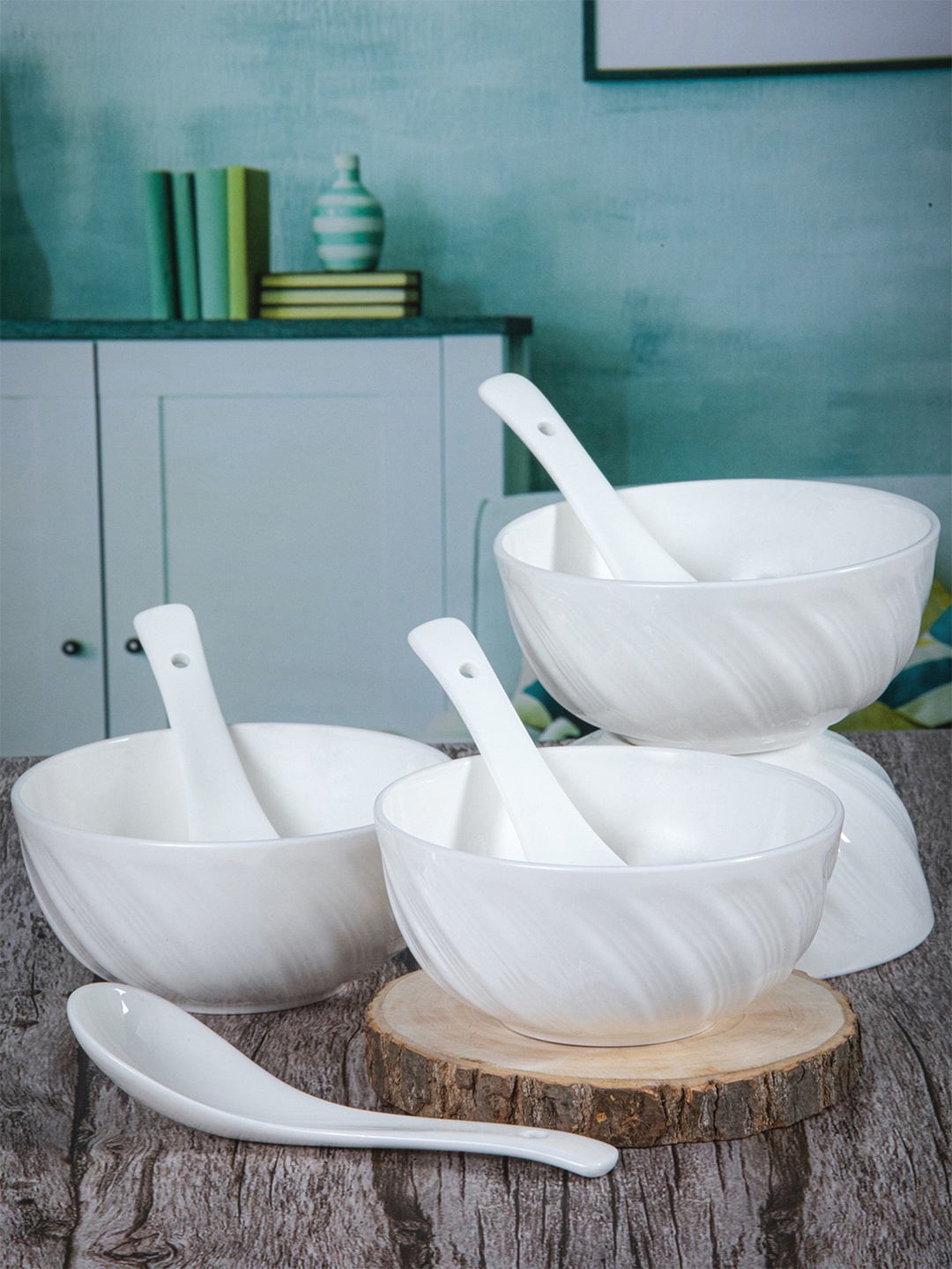 

GOODHOMES White 8Pieces of Dishwasher &Microwave safe Bone China Bowls & Spoons 280ml each