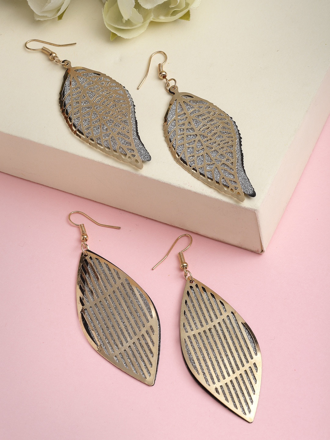 

VOGUE PANASH Gold-Toned Leaf Shaped Drop Earrings