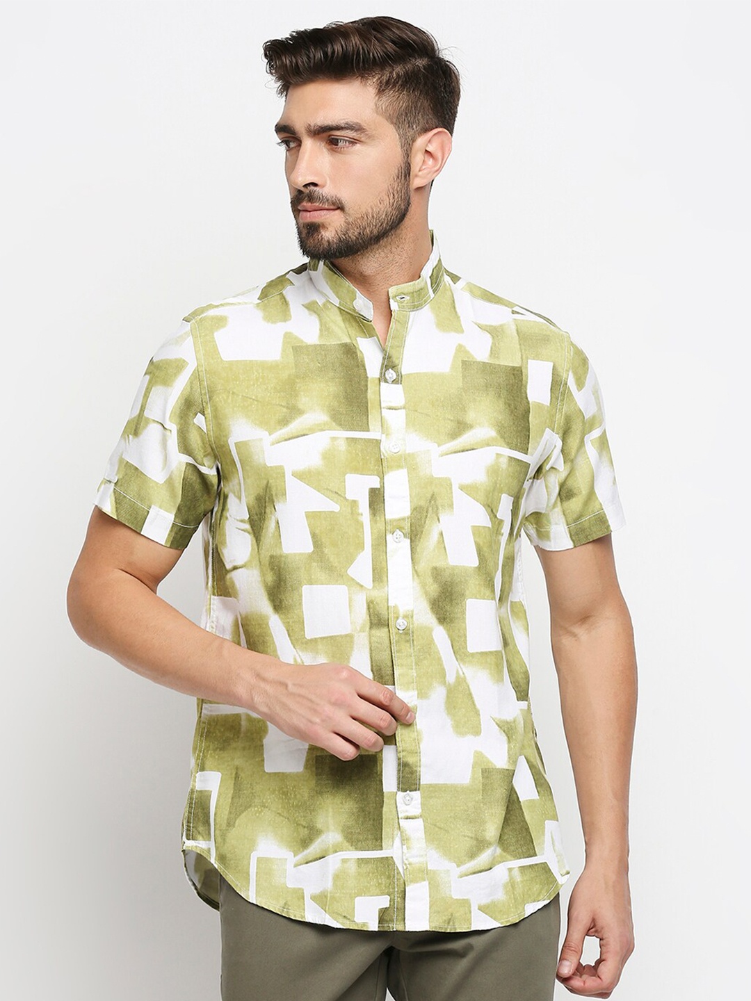 

MOD ECRU Men White Straight Slim Fit Printed Casual Shirt