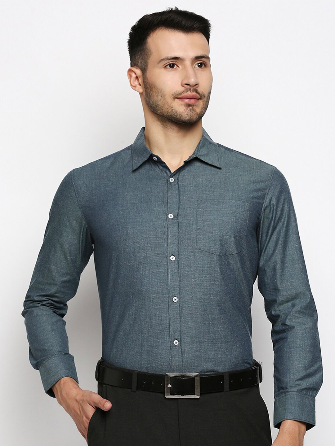 

MOD ECRU Men Green Straight Slim Fit Formal Shirt