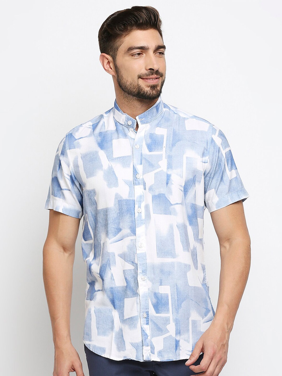

MOD ECRU Men White Straight Slim Fit Printed Casual Shirt
