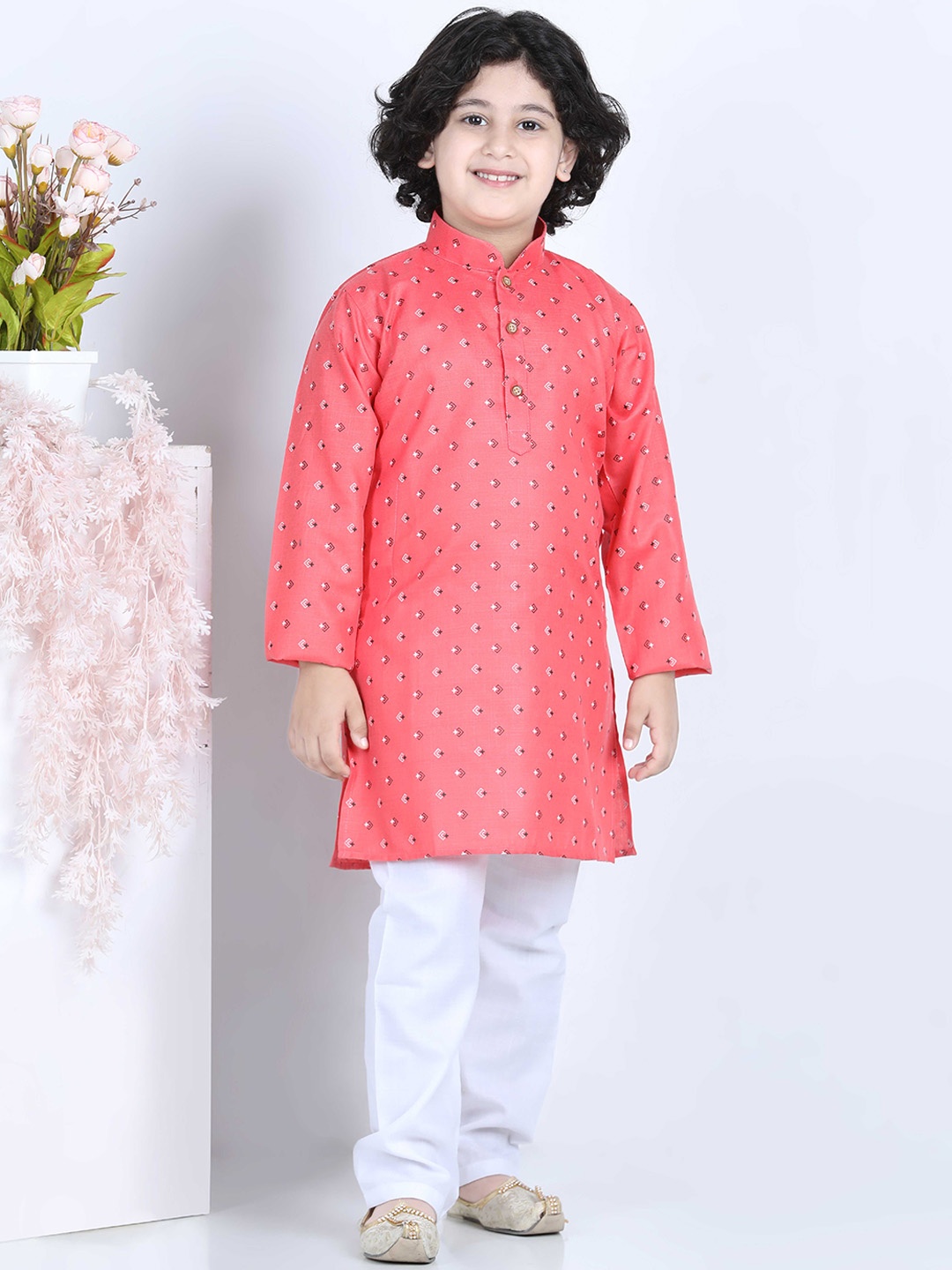 

Kidling Boys Peach-Coloured Floral Printed Kurta with Pyjamas