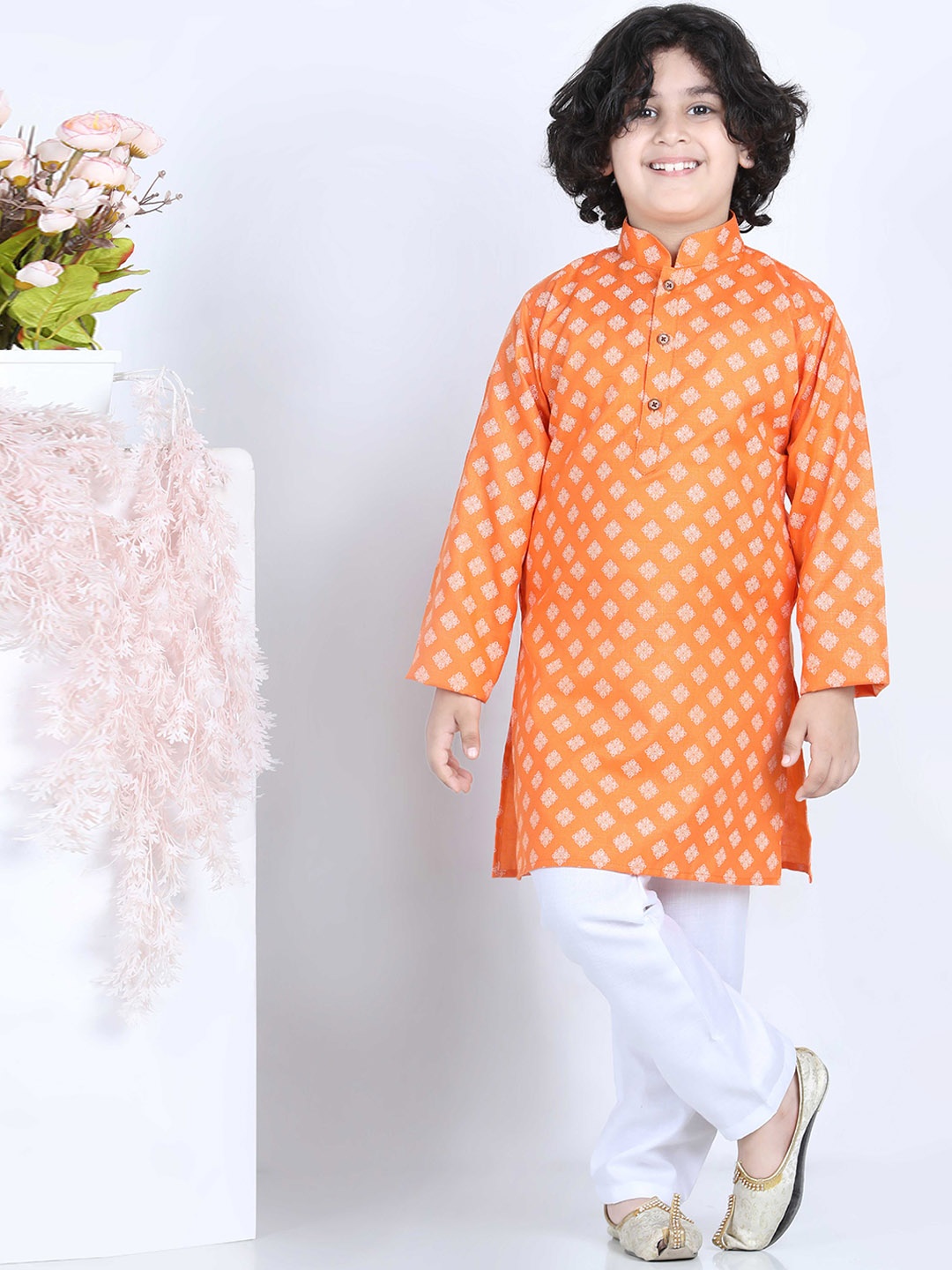 

Kidling Boys Orange Floral Printed Kurta with Pyjamas