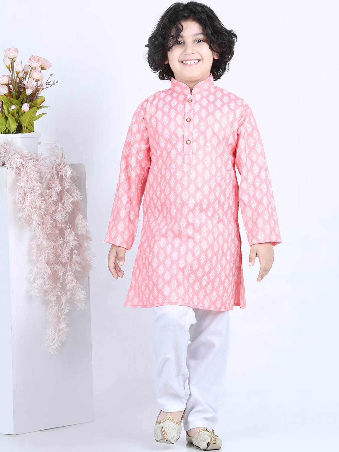 

Kidling Boys Pink Floral Printed Kurta with Pyjamas & With Dupatta